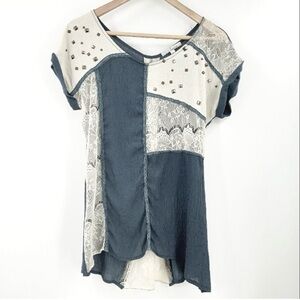 Final price accepted 💜🧡🩶🤍 Studded lace top